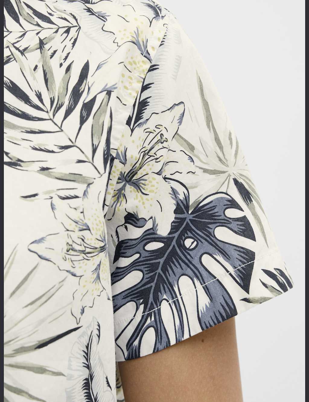 Pure Cotton Hawaiian Shirt 7 of 8