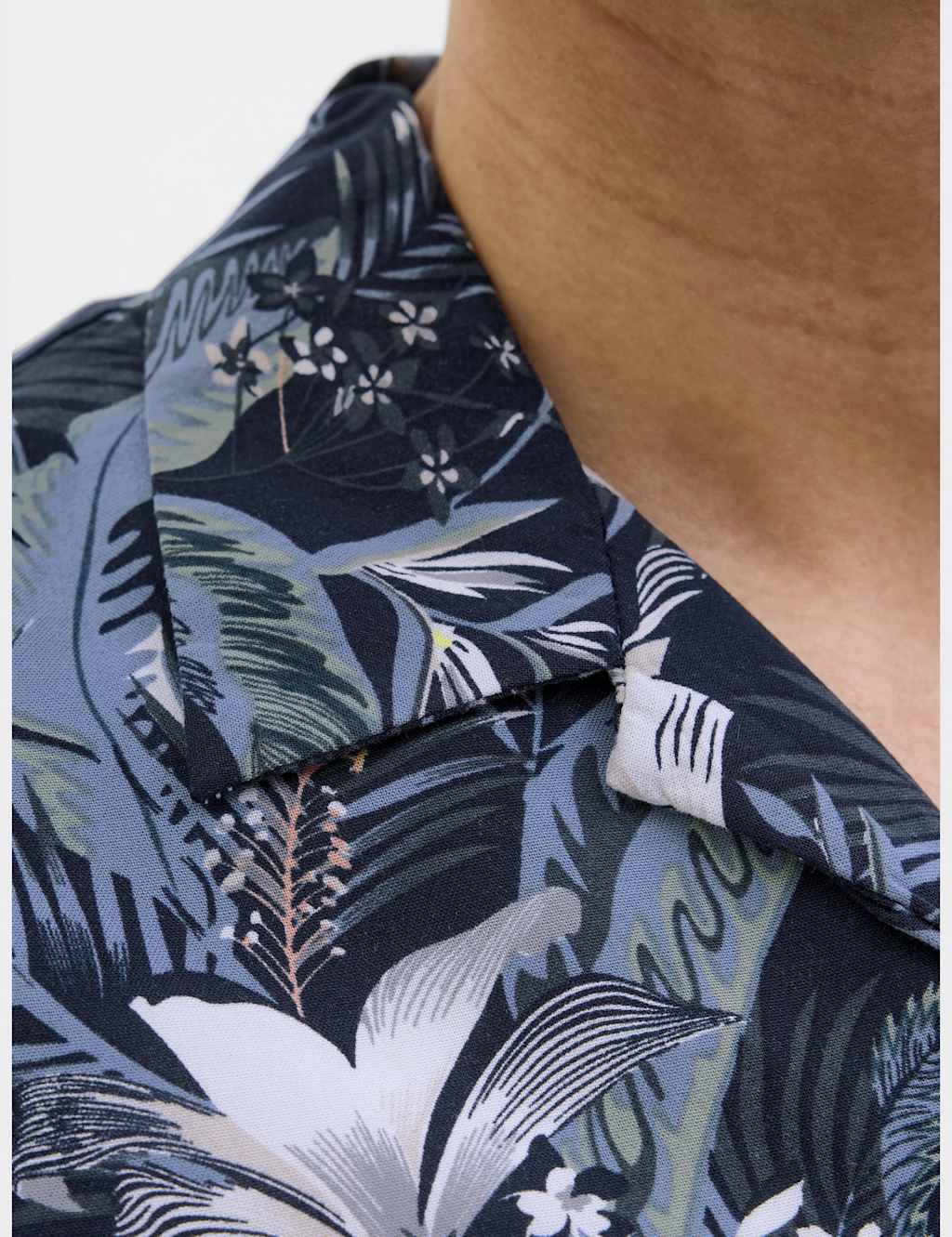 Hawaiian Cuban Collar Shirt 9 of 10