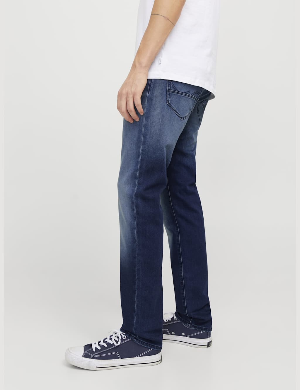 Tapered Fit Cotton Blend 5 Pocket Jeans 8 of 9