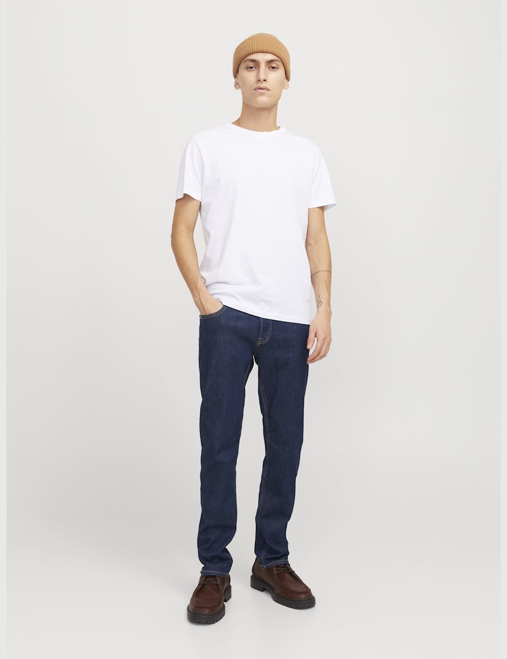 Slim Fit Stretch 5 Pocket Jeans 4 of 9
