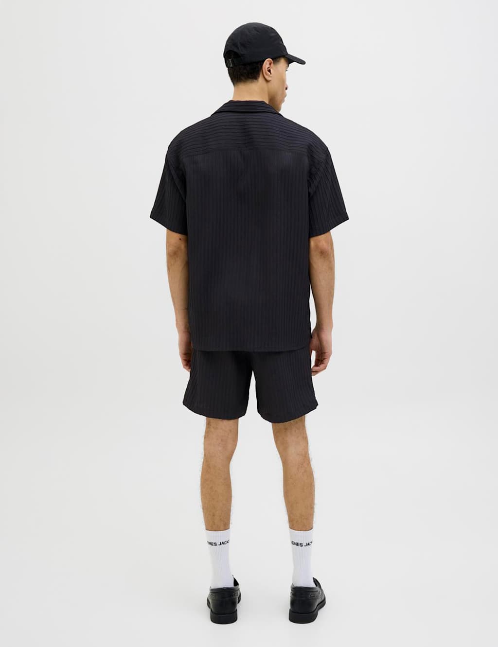 Waffle Textured Shirt And Shorts Set 4 of 5