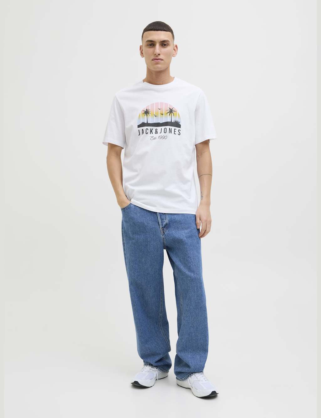 Pure Cotton Palm Graphic T-Shirt 3 of 8