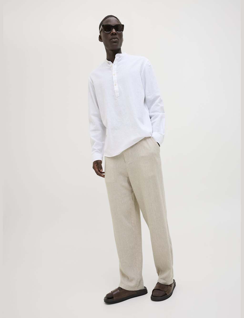 Loose Fit Linen Rich Chinos 6 of 8