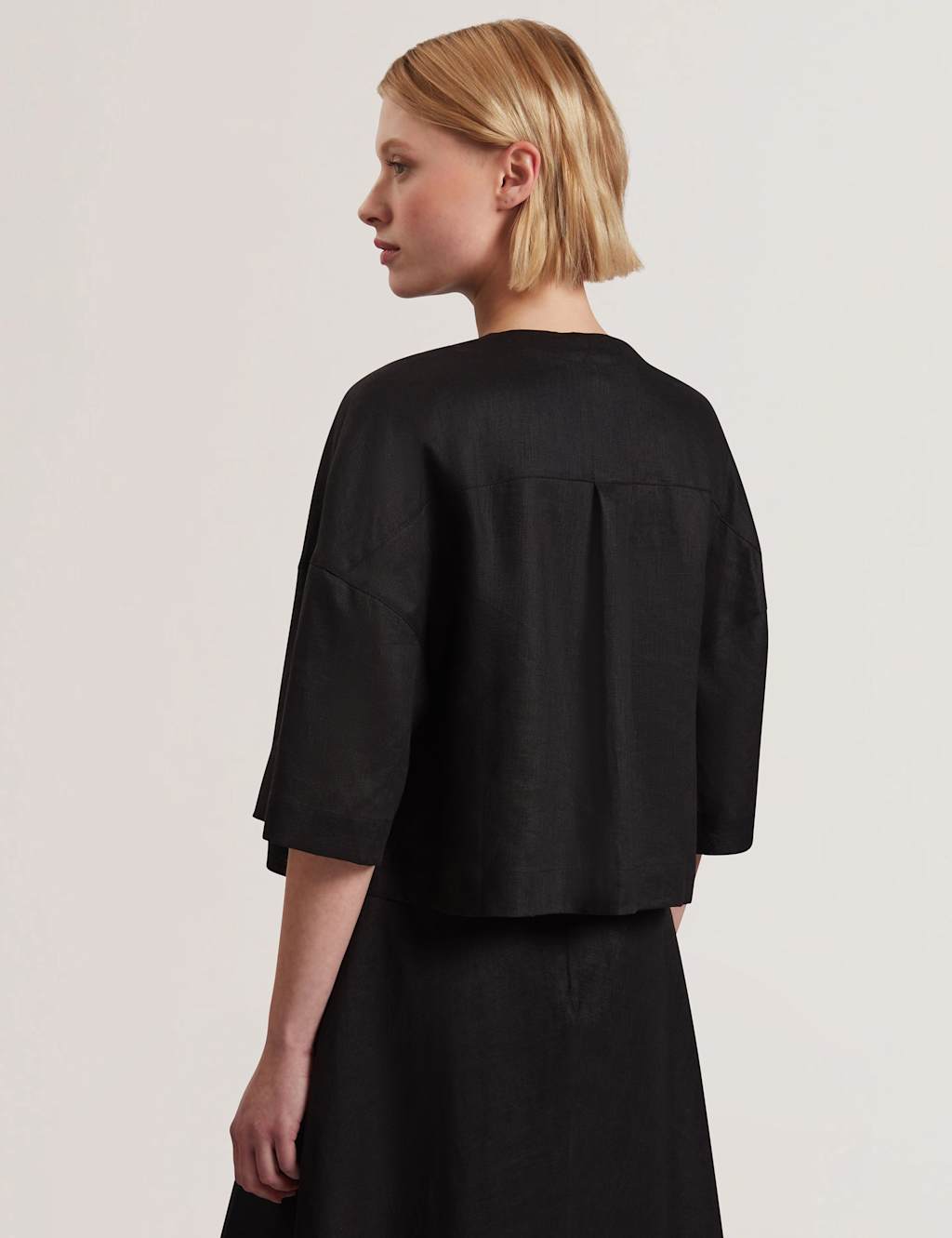 Pure Linen Round Neck Cropped Shirt 5 of 6