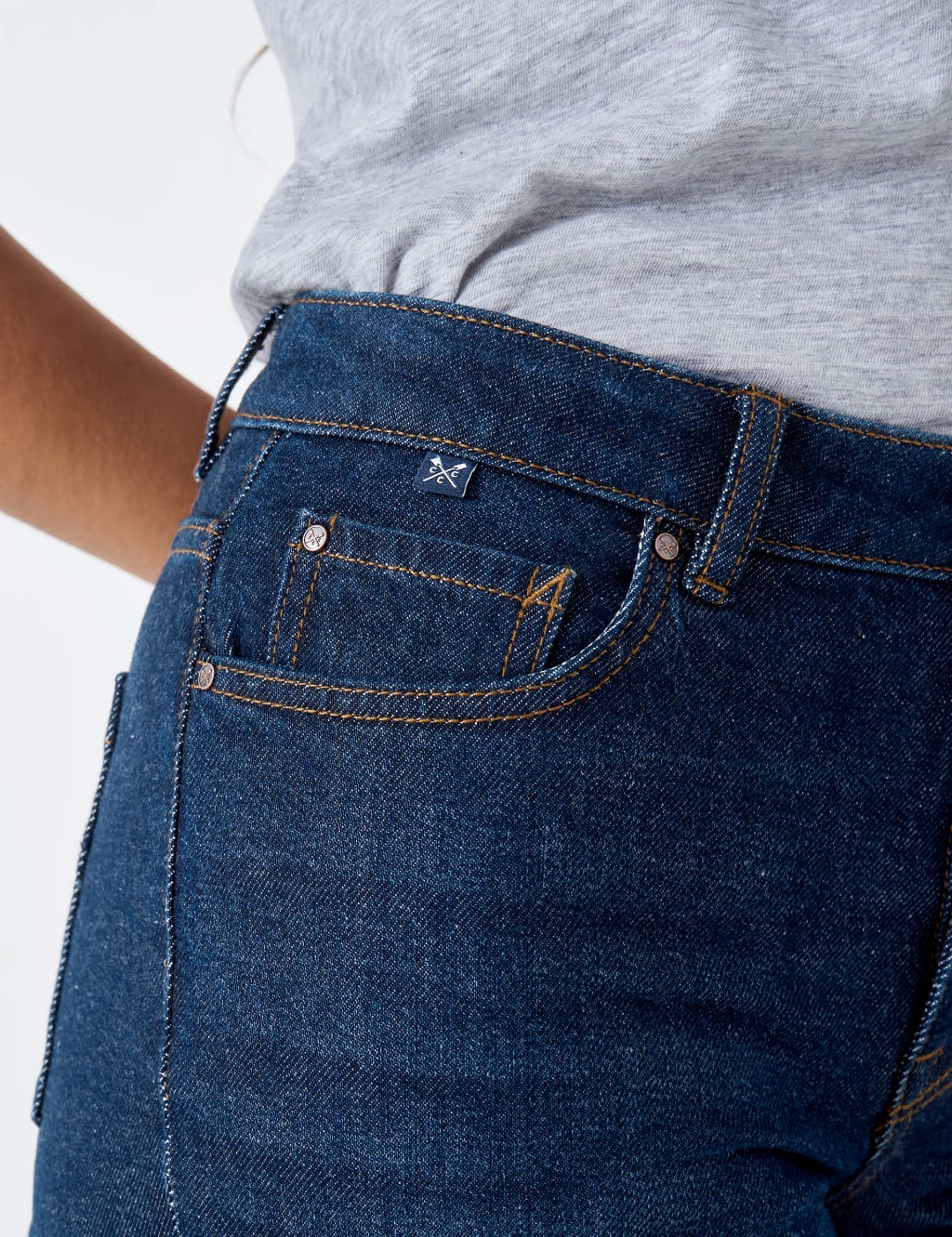 Girlfriend High Waisted Jeans 5 of 5
