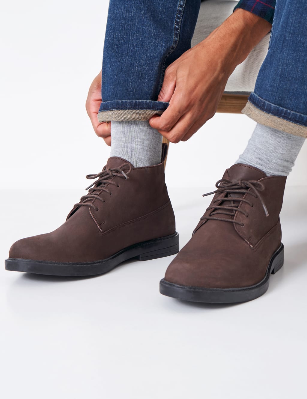 Joules desert boots hotsell