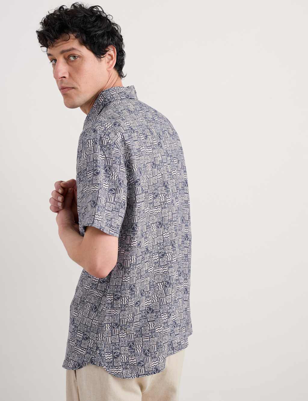Pure Linen Blue Heron Shirt 3 of 5