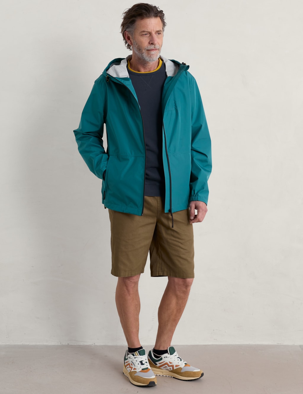 Waterproof mac with hood shop