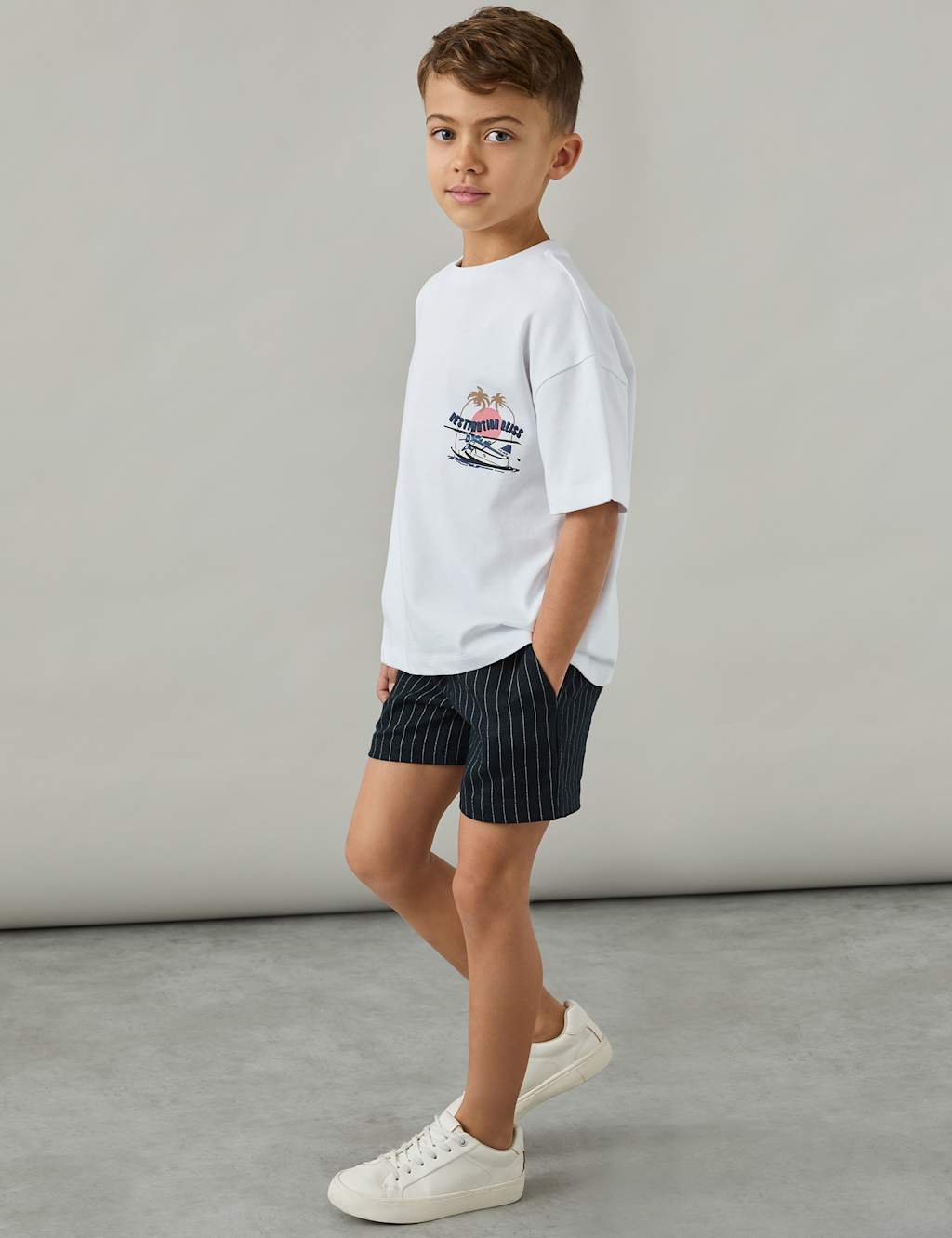 Pure Cotton Printed Oversized T-Shirt (3-14 Yrs) 3 of 4