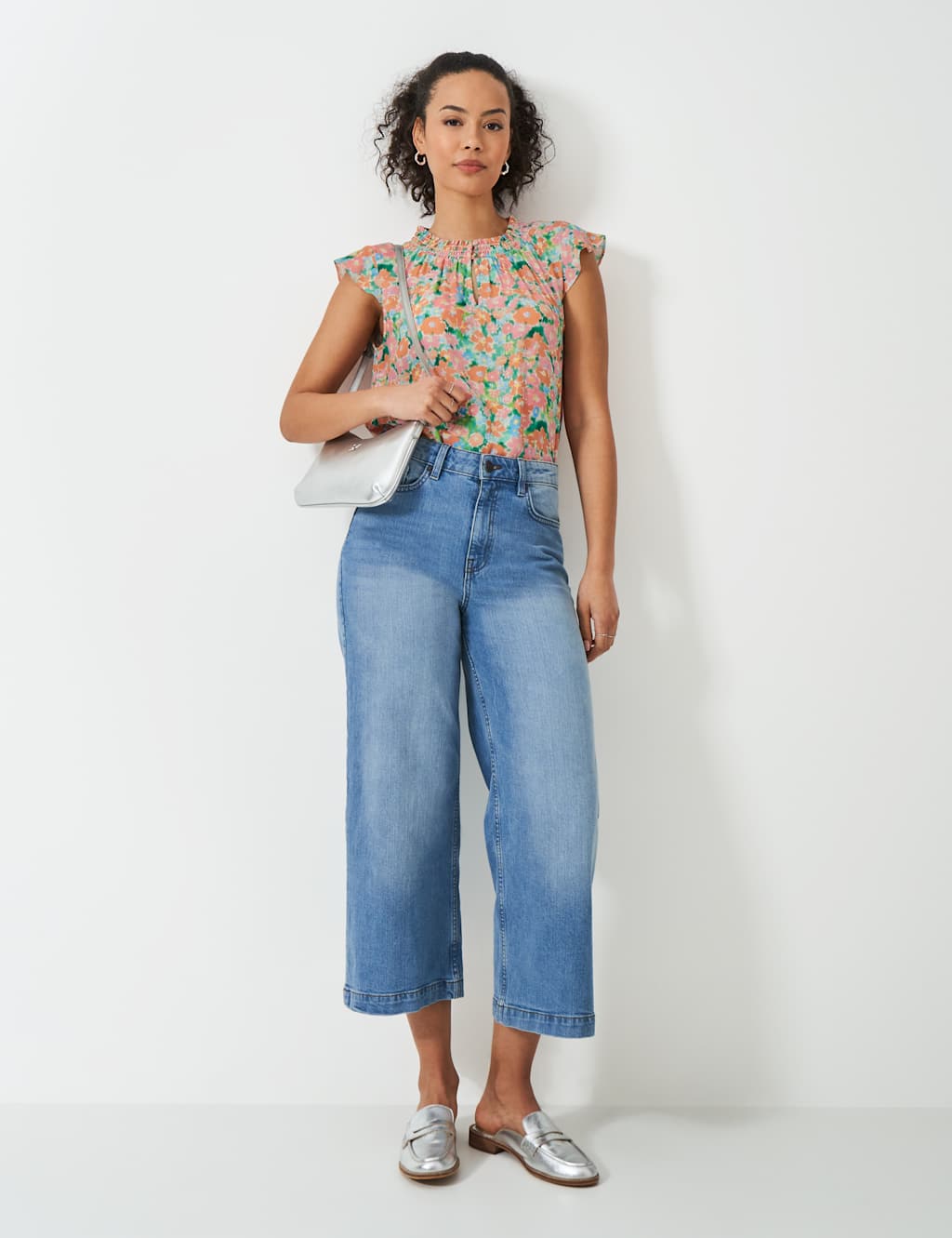 Floral Crew Neck Cap Sleeve Blouse 3 of 5