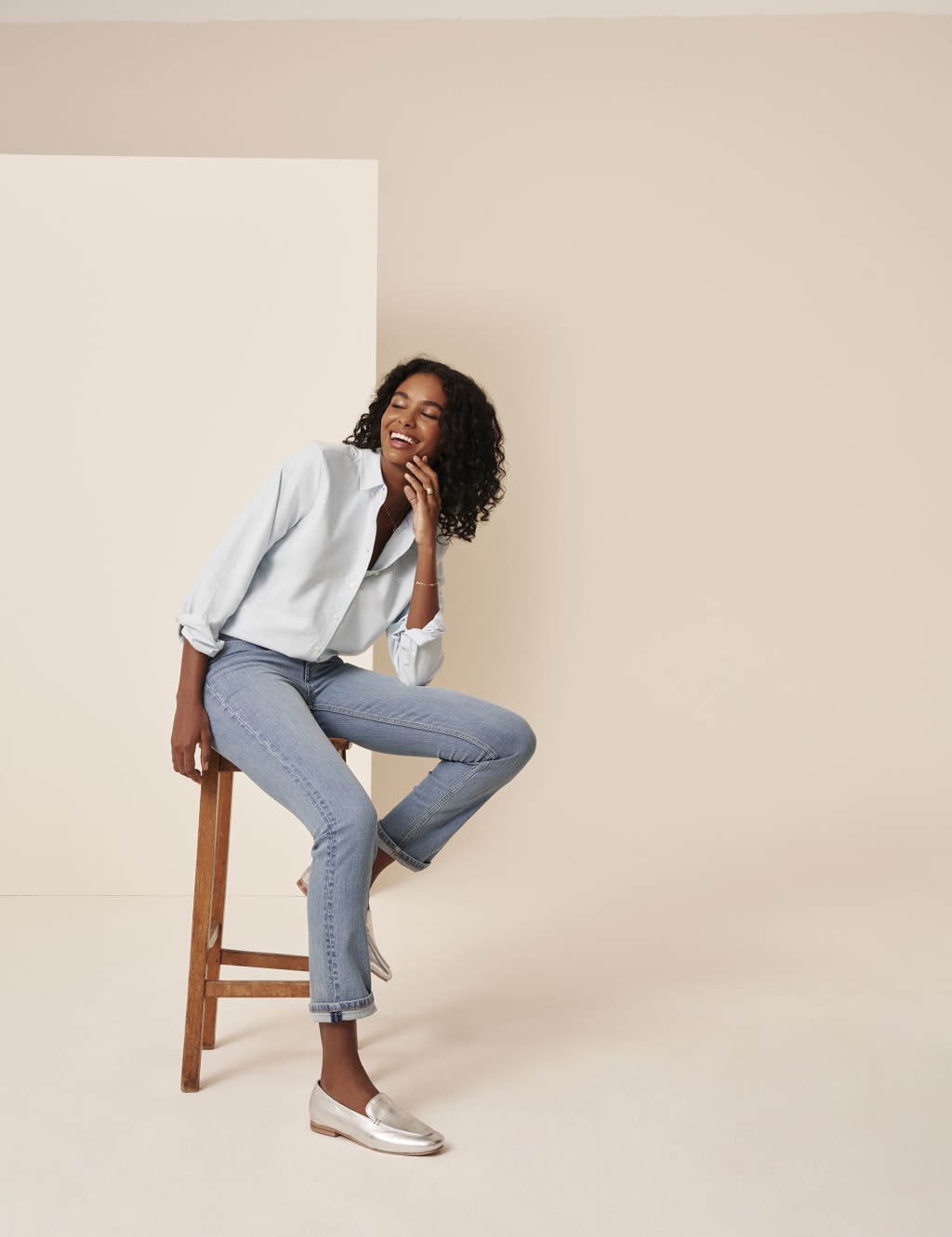 Mid Rise Straight Leg Jeans 3 of 7