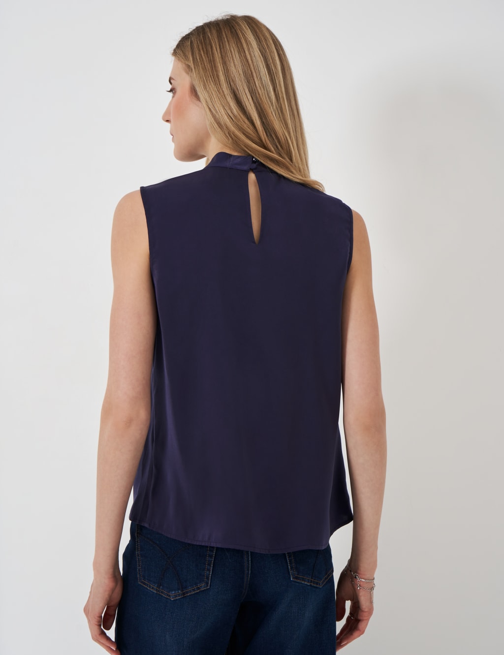 Twist Neck Sleeveless Shell Blouse 4 of 4