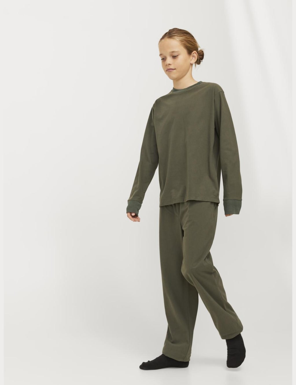 Lounge Pyjama Set (8-16 Yrs) 3 of 7