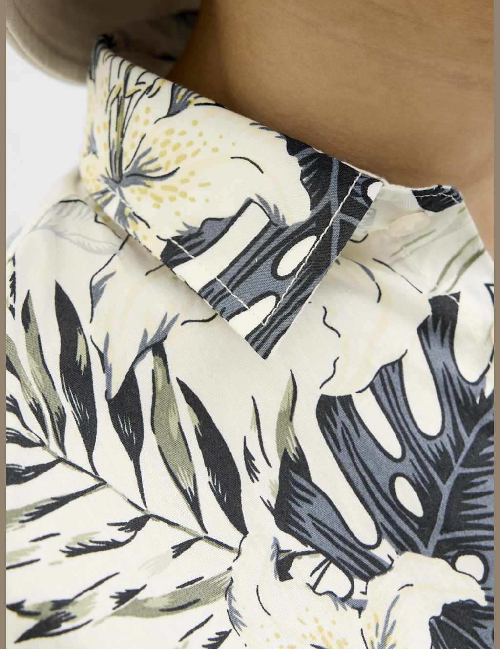 Pure Cotton Printed Shirt (8 Yrs - 16 Yrs) 7 of 7
