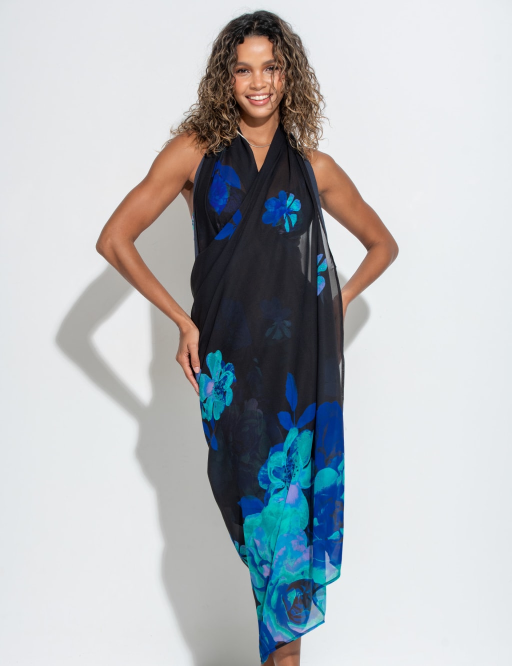 Woven Floral Sarong 5 of 8