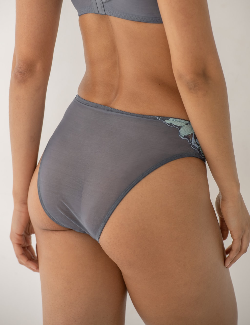 Embroidered Knickers 6 of 8