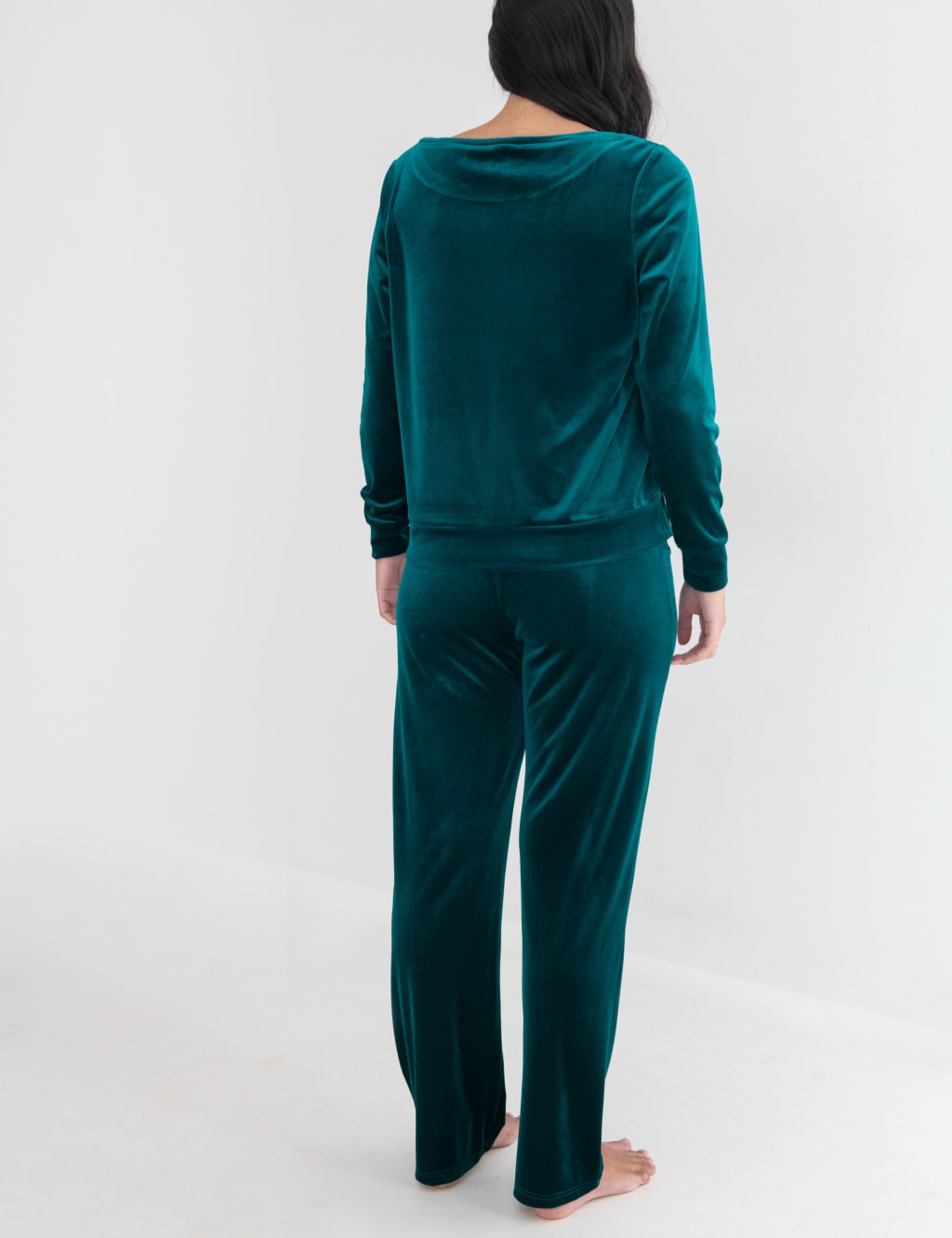 Velour Pyjama Set 6 of 7