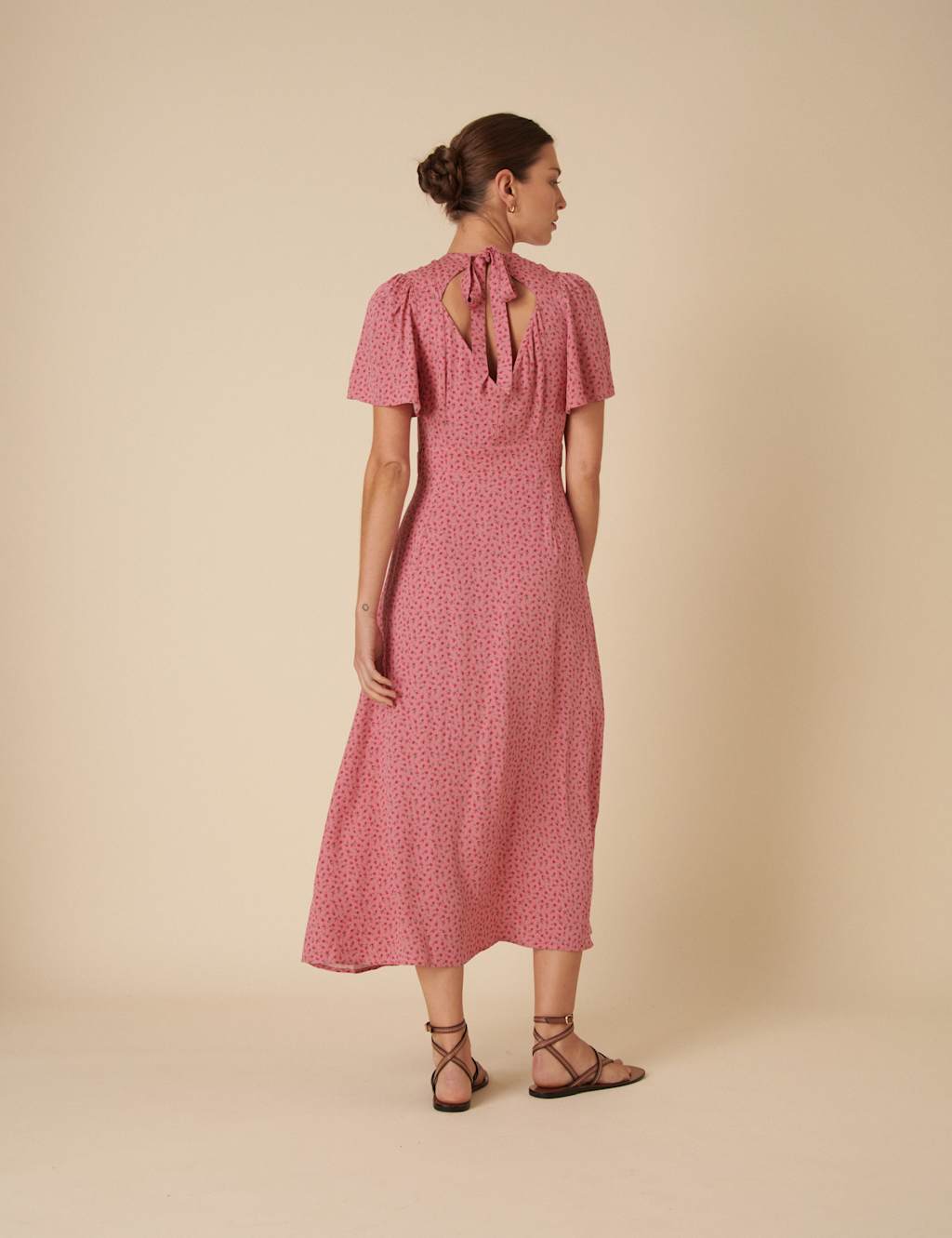 Floral V-Neck Button Through Midaxi Tea Dress 4 of 4
