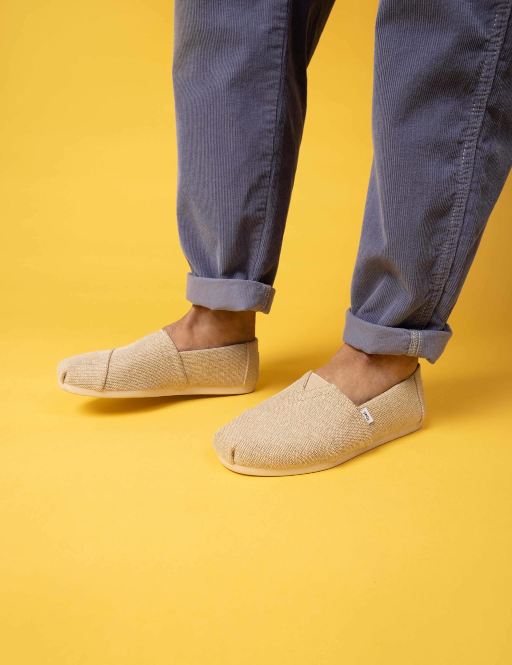 Natural metallic burlap toms top