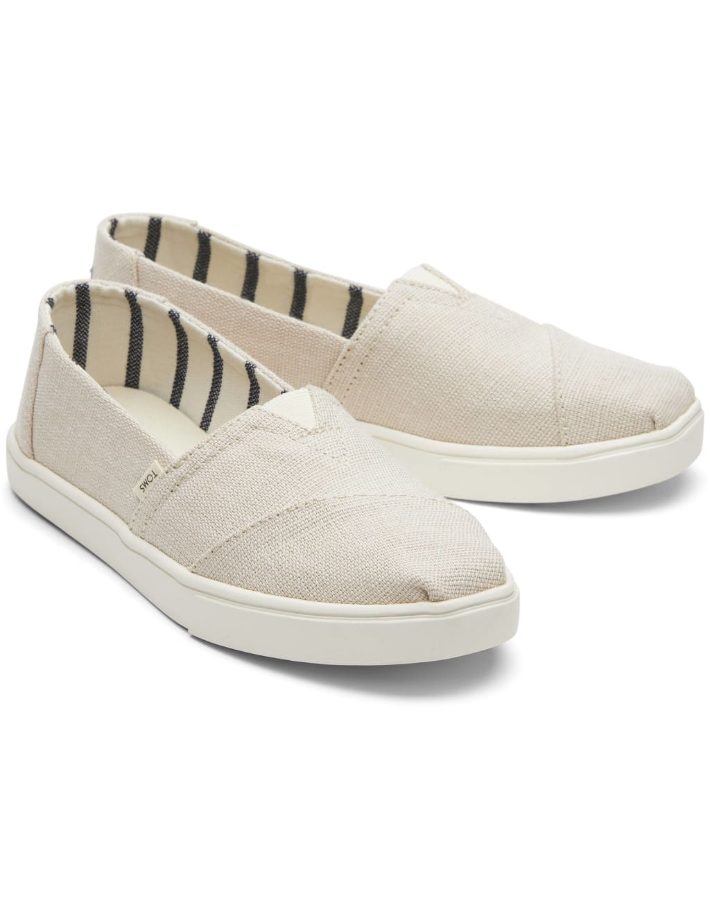 Cloth slip on shoes shop