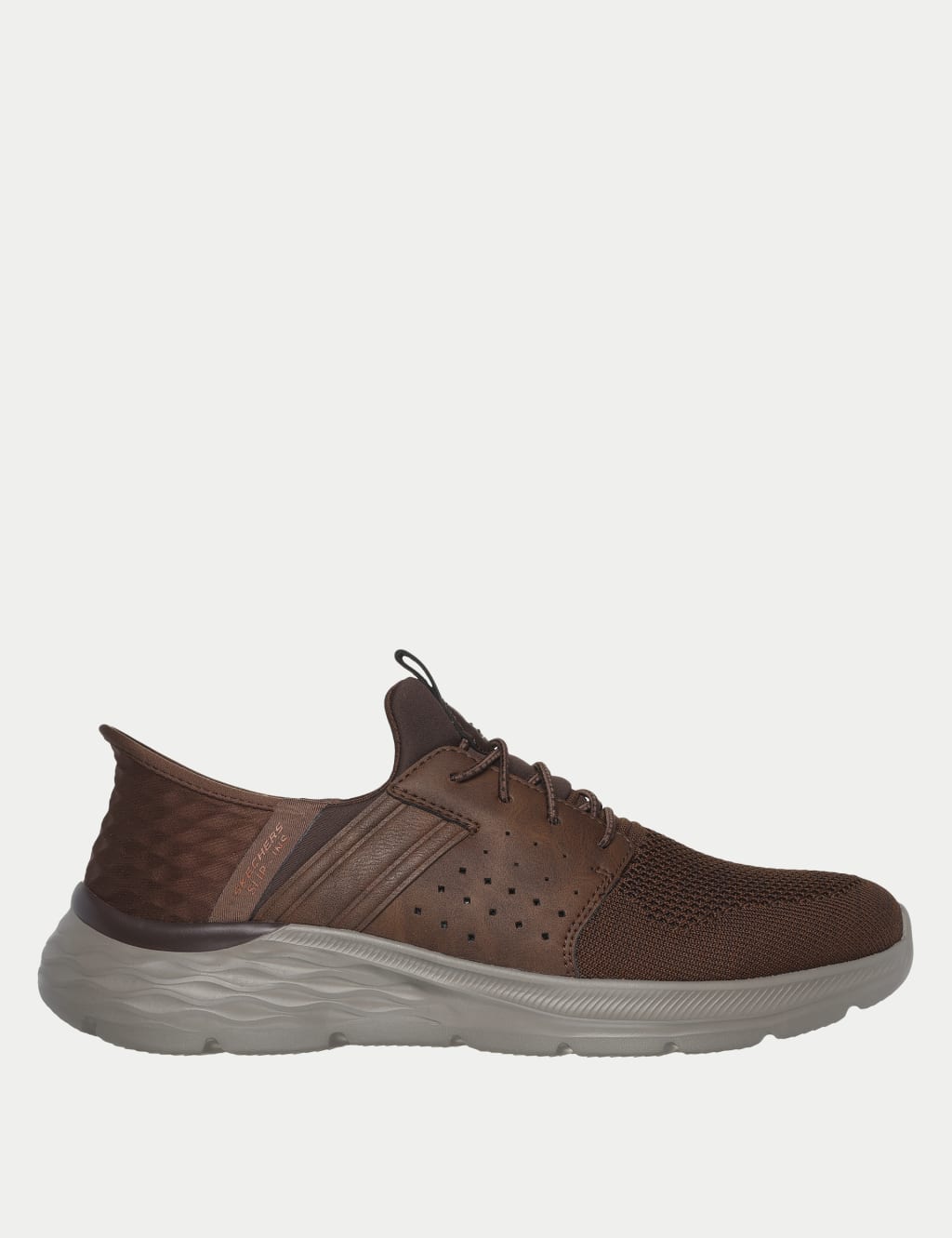 Skechers slip on runners discount