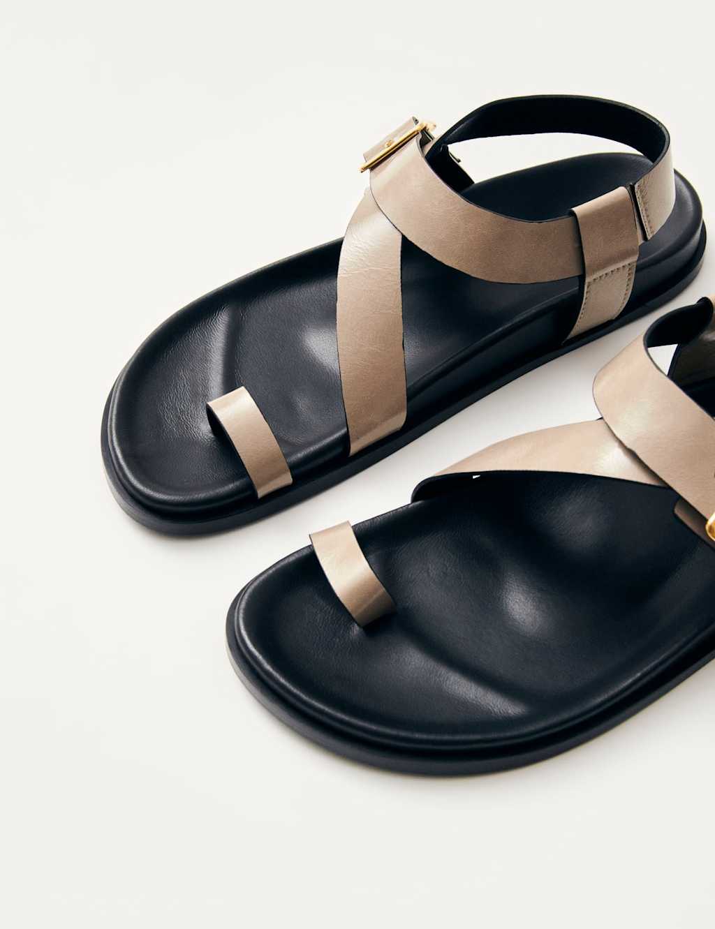 Siren Leather Flat Toe Loop Sandals 3 of 5
