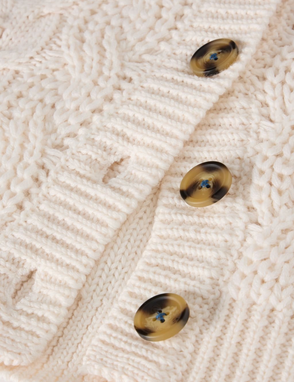 Wool Blend Cable Knit Sleeveless Cardigan