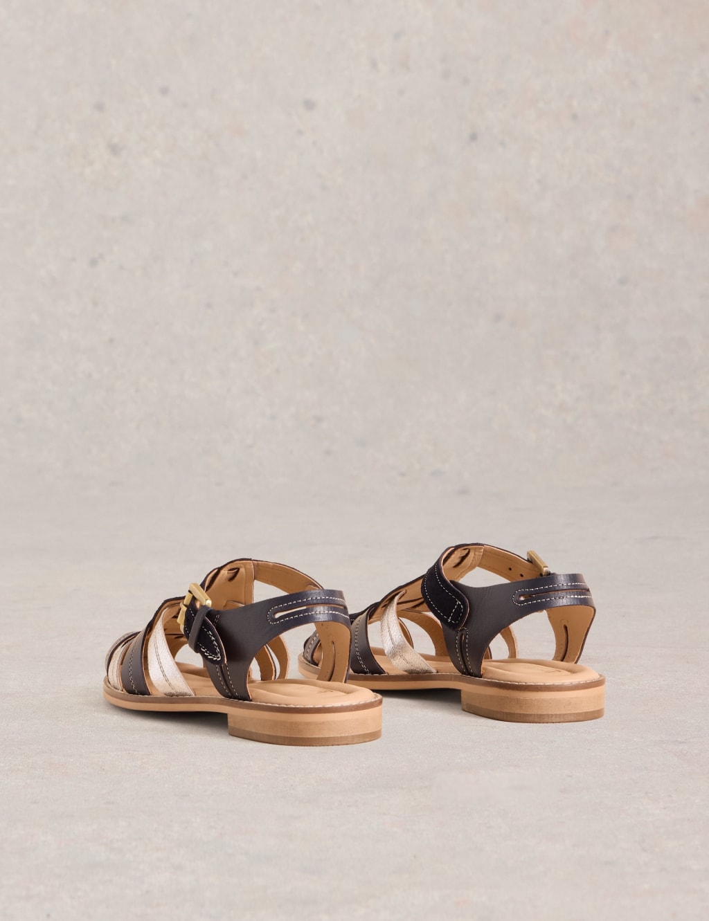 Leather Ankle Strap Flat Fisherman Sandals 3 of 4