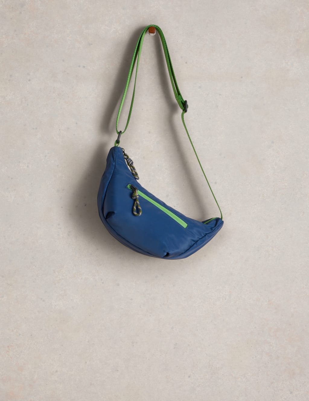 Cross Body Bag 3 of 5