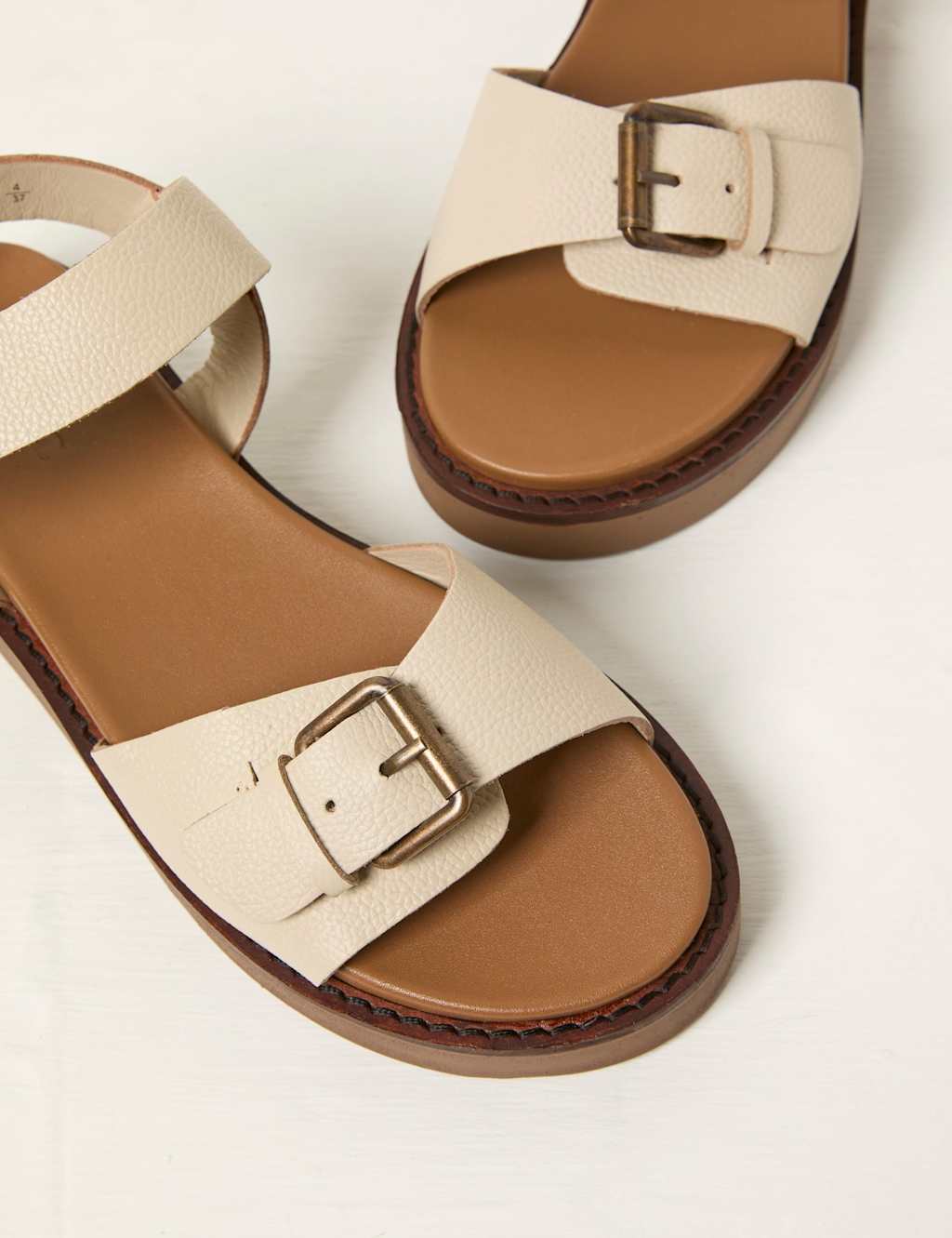 Leather Ankle Strap Buckle Flatform Sandals 2 of 3