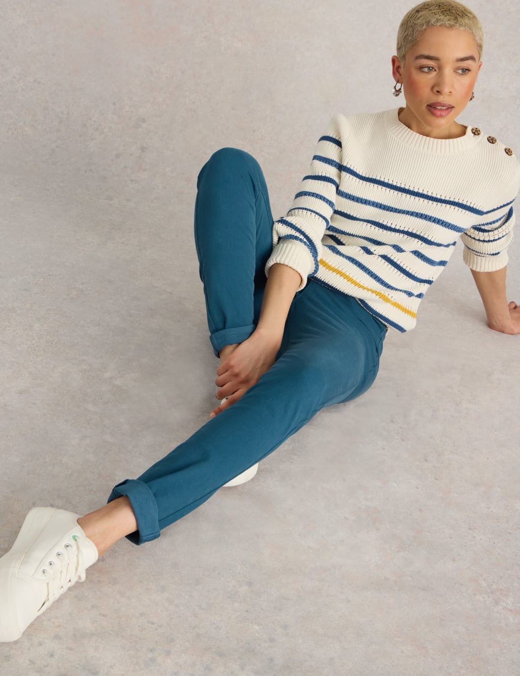 Mid Rise Jeggings 5 of 6