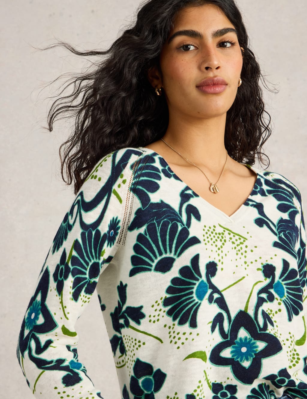 Cotton Rich Patterned V-Neck Jumper With Linen 6 of 7