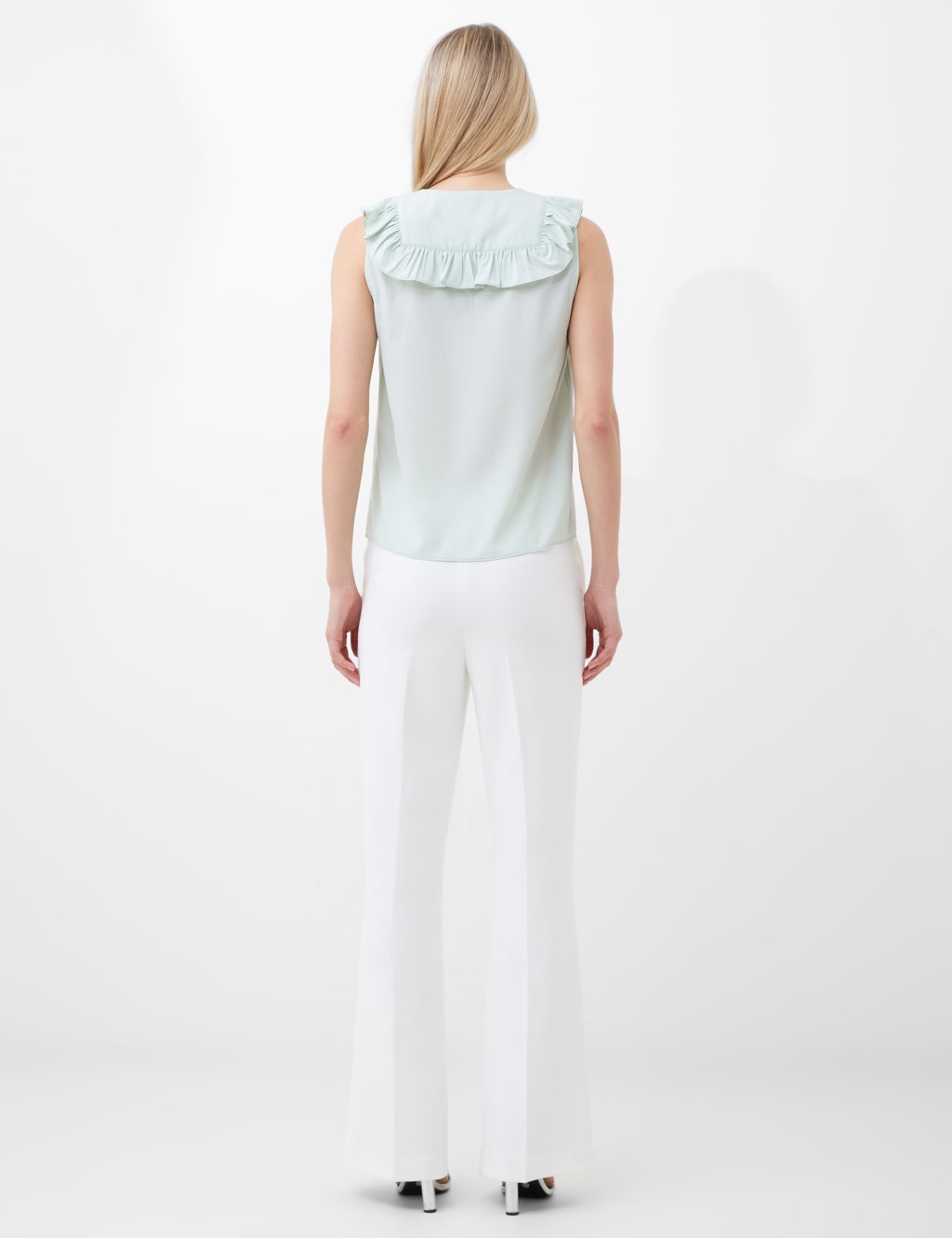 V-Neck Ruffle Vest 4 of 4