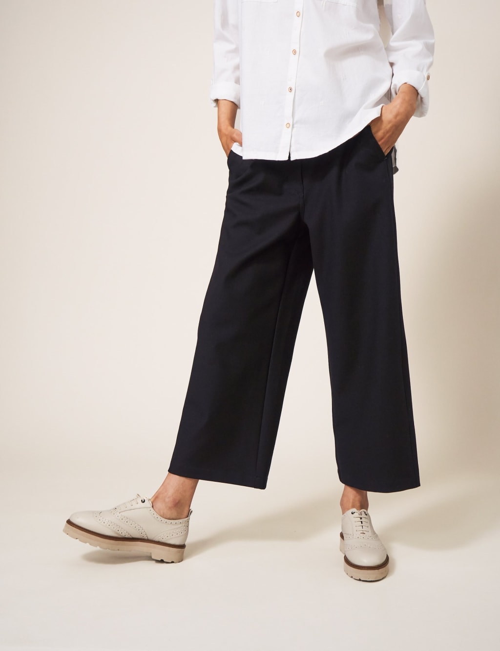 Cotton crop pants top