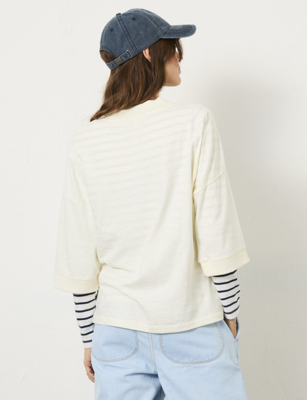 Pure Cotton V-Neck Pocket T-Shirt 5 of 5