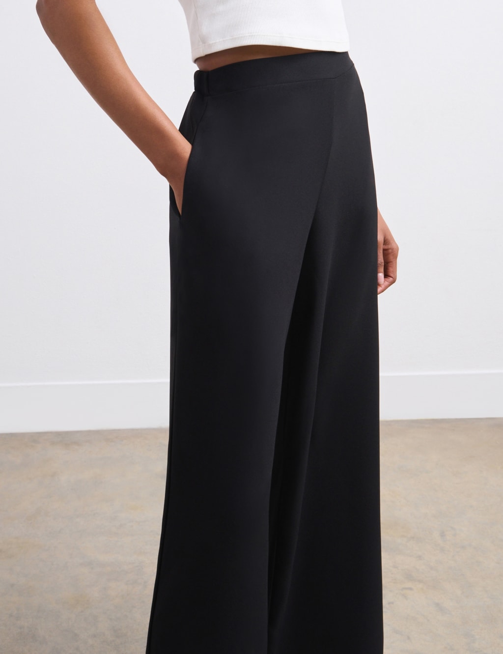 Elastic waist black trousers store