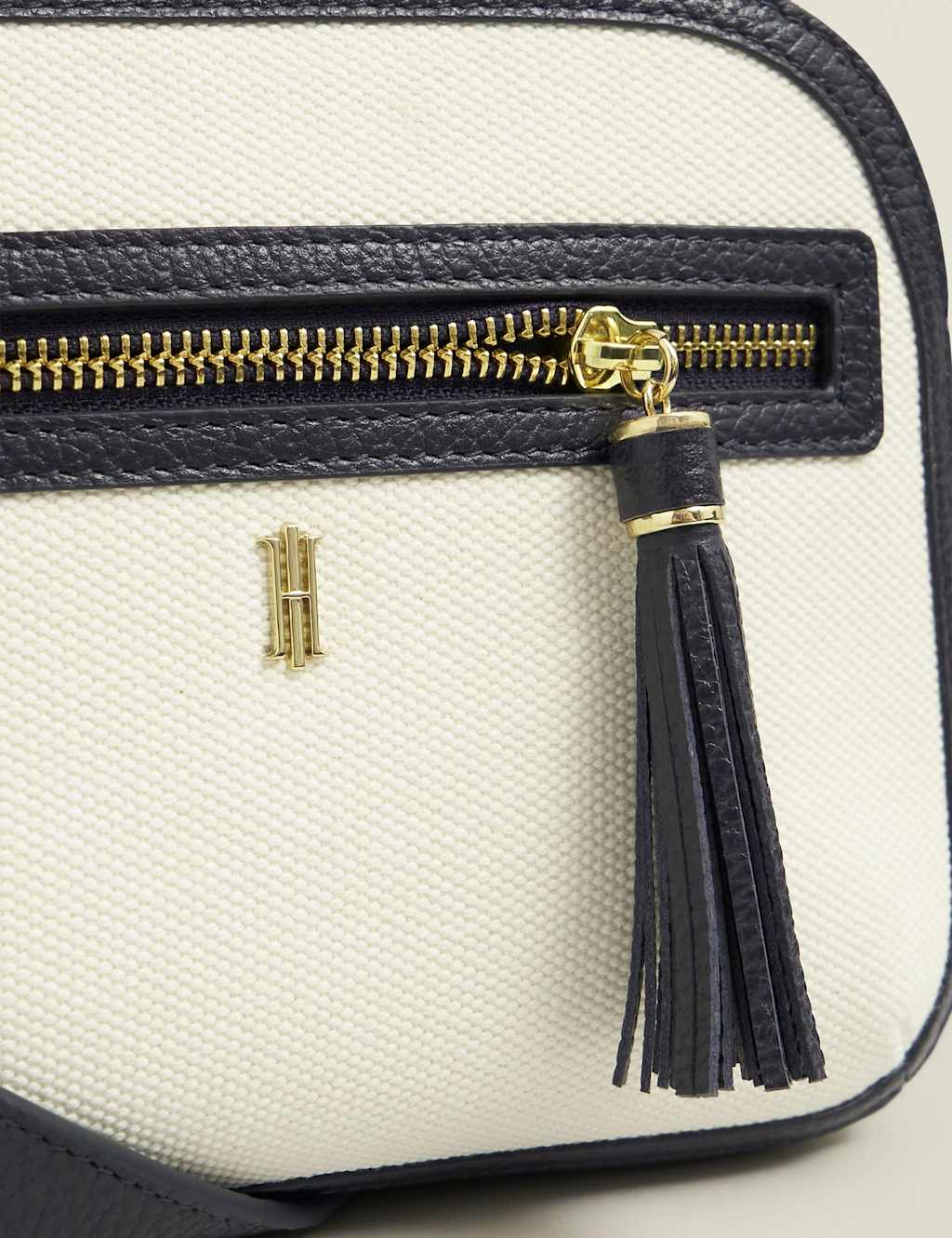 Canvas Cross Body Bag 5 of 5