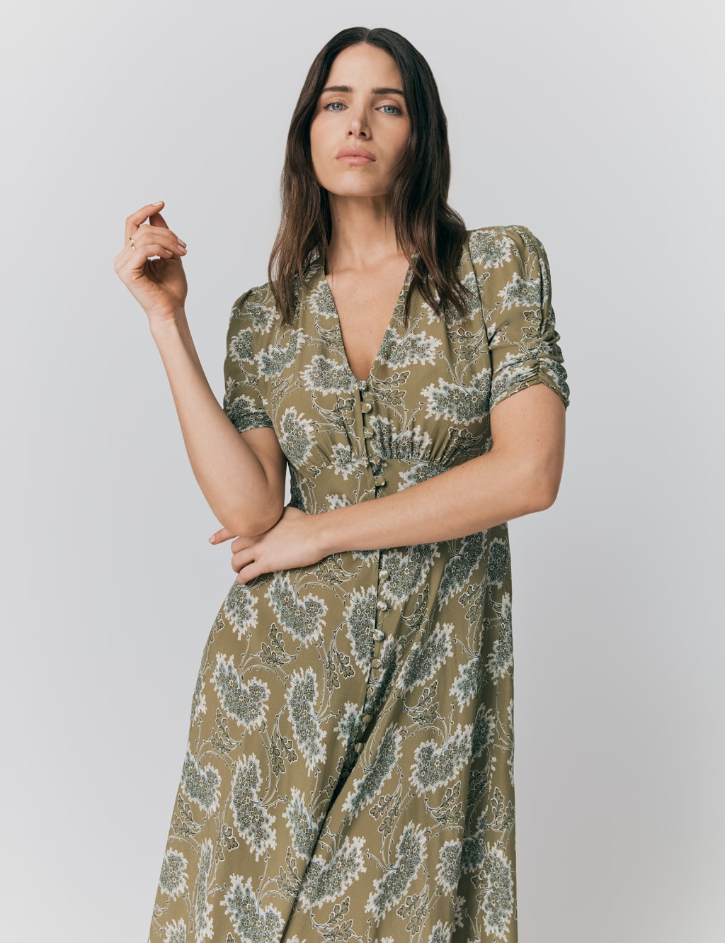 Crepe Floral V-Neck Midi Tea Dress 3 of 4
