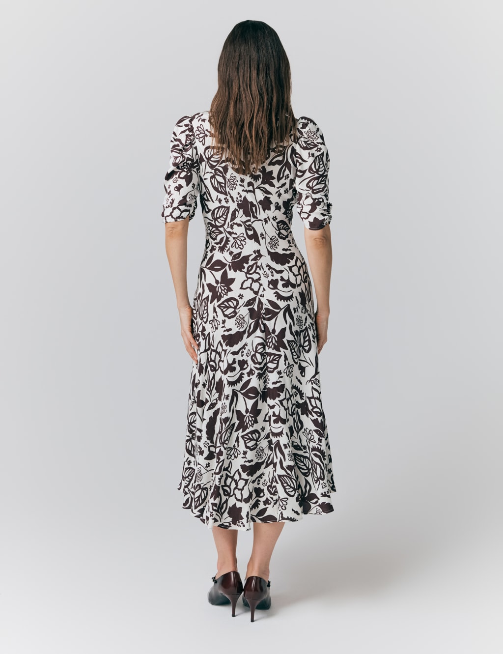 Crepe Floral V-Neck Midi Tea Dress 2 of 4
