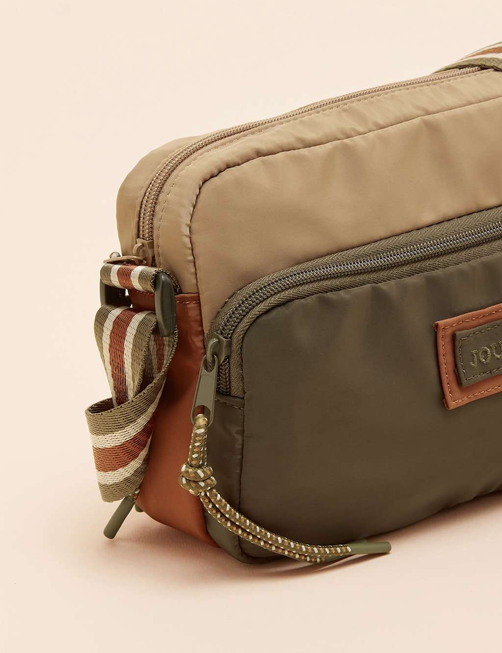 Colour Block Cross Body Bag 8 of 8