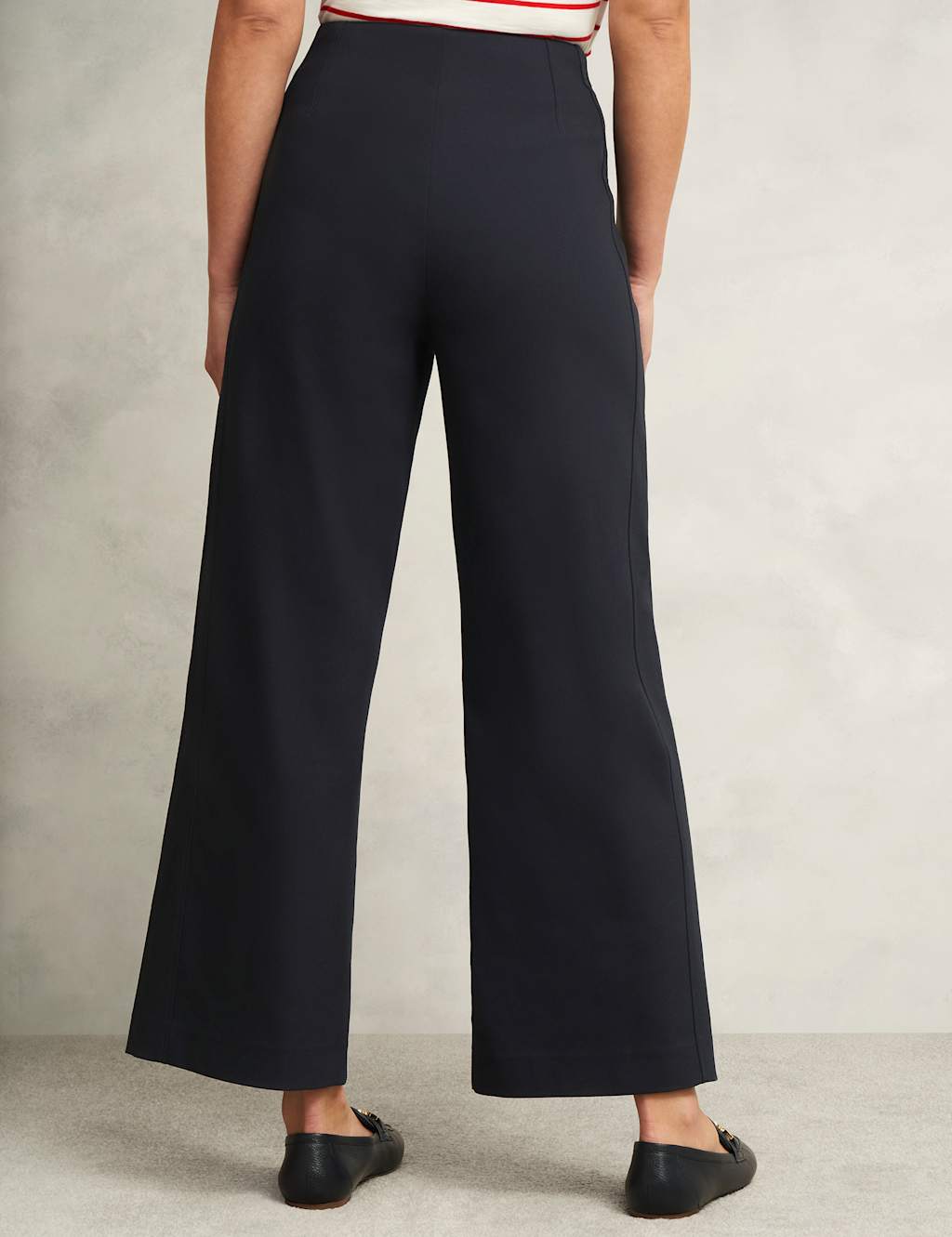 Kimmi Cotton Rich Wide Leg Cropped Trousers 4 of 6