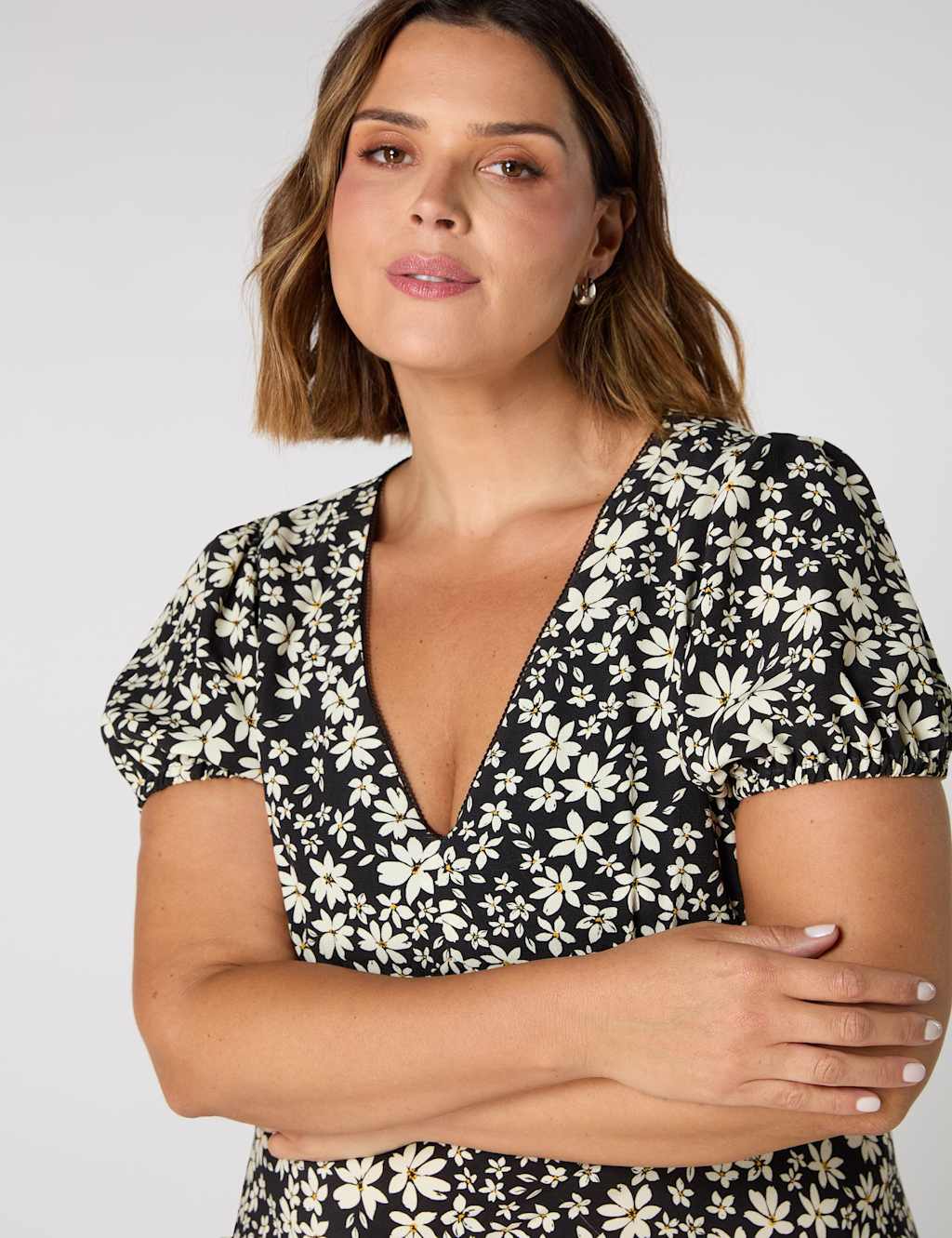 Floral V-Neck Midi Tea Dress 3 of 6