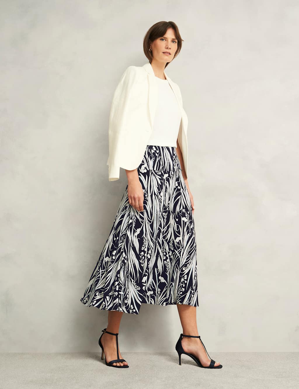 Noemi Floral Midi A-Line Skirt 3 of 8