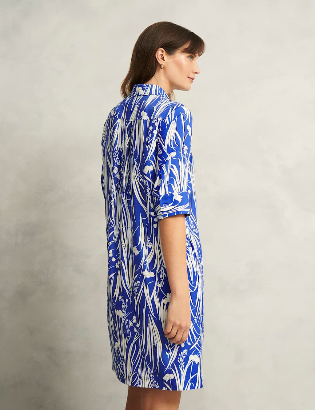 Floral Collared Knee Length Shift Dress 6 of 9