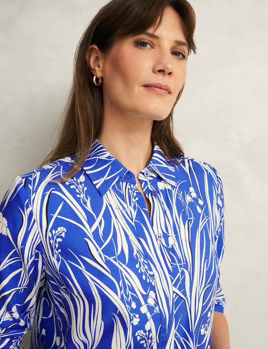 Floral Collared Knee Length Shift Dress 7 of 9