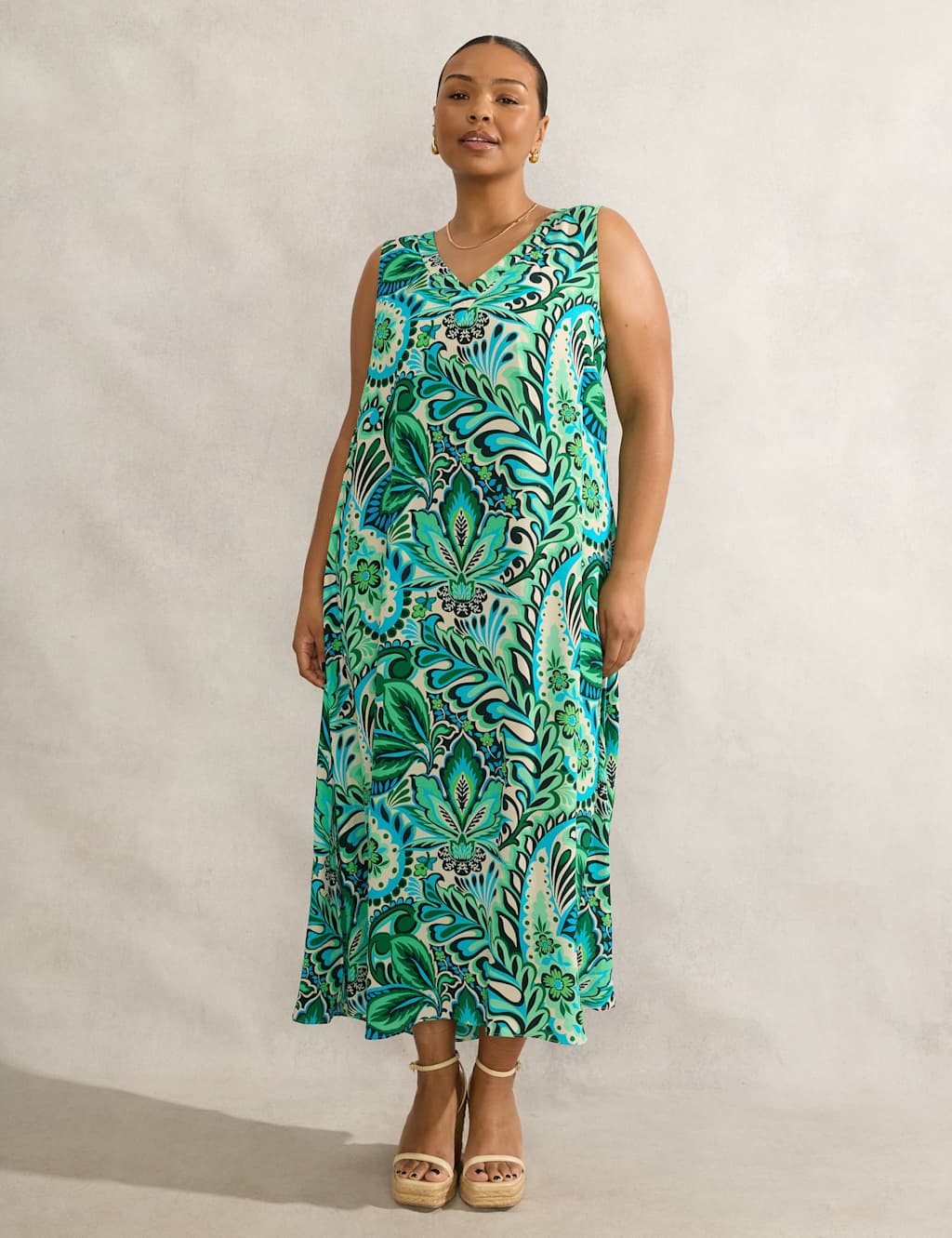 Paisley V-Neck Midaxi Tea Dress 4 of 6