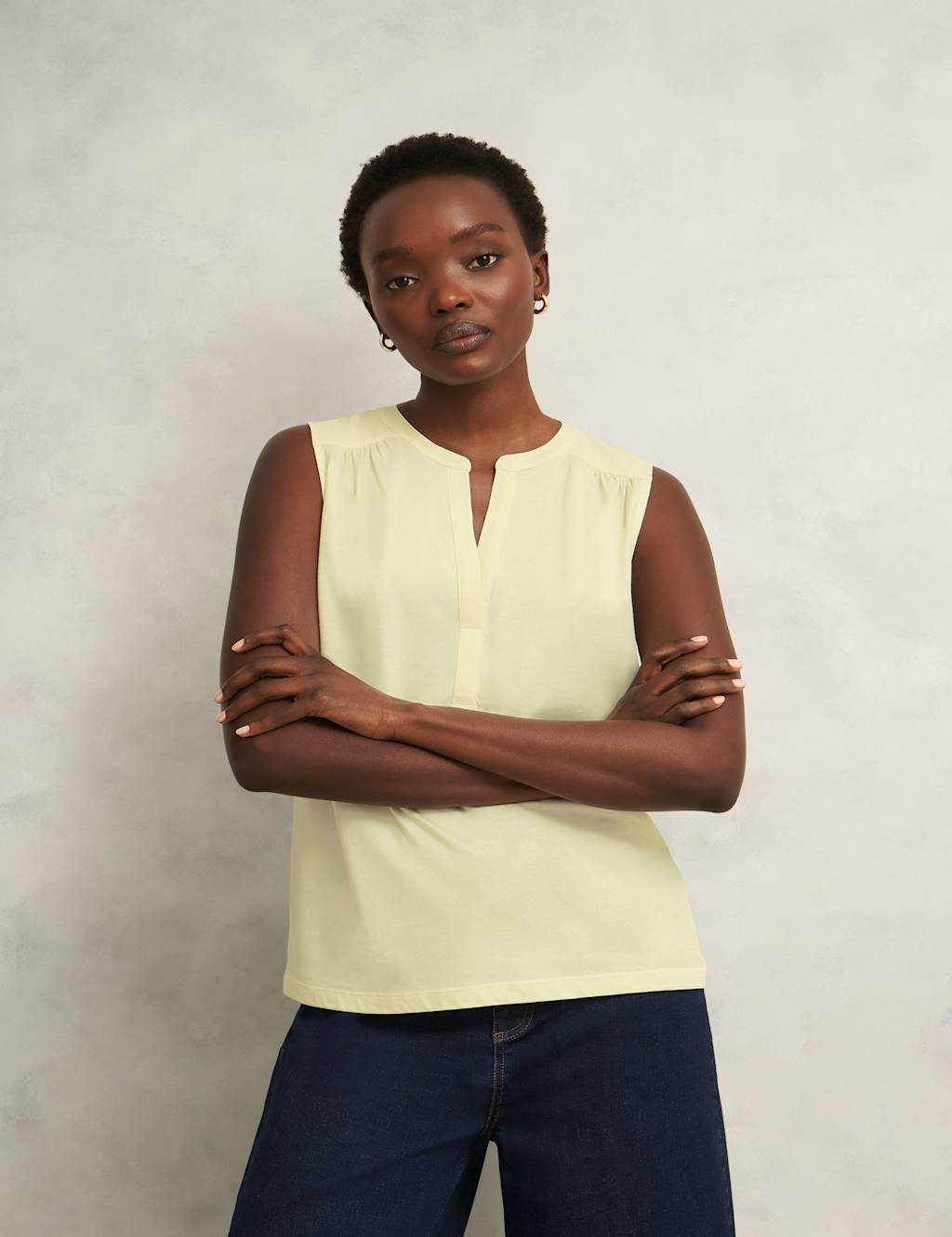 Cotton Blend Collarless Notch Neck Sleeveless Blouse 3 of 6