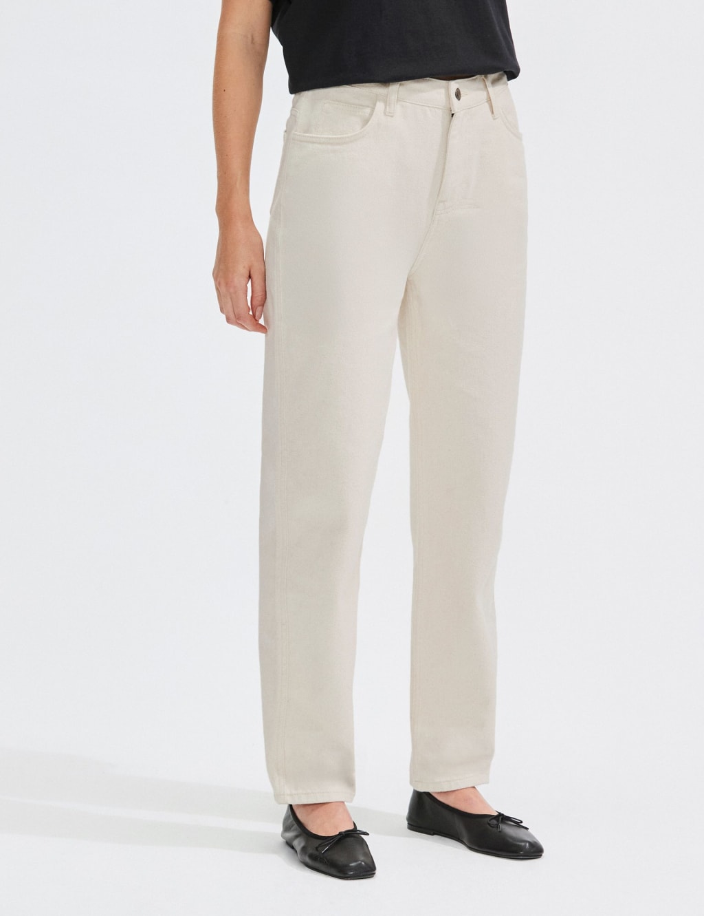 Arket Dahlia Straight Stretch Jeans in Medium Blue | Wardrobe Icons