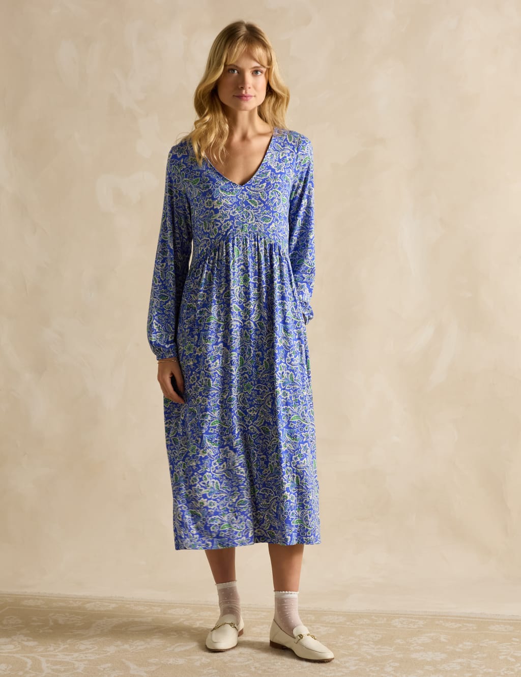 Floral V-Neck Midi Waisted Dress 3 of 6