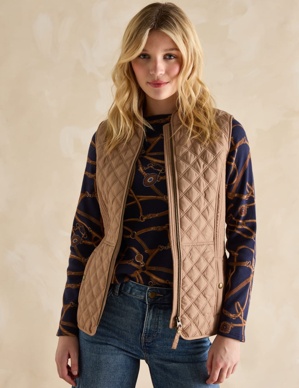 Quilted Gilet 3 of 8